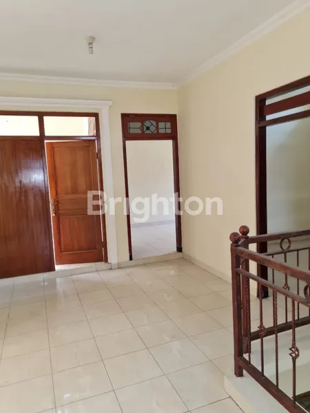 image RUMAH SELESAI RENOVASI RUNGKUT MENANGGAL HARAPAN SURABAYA TIMUR - ADA PGN & KITCHEN SET (7)