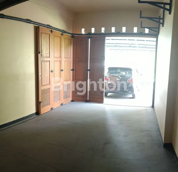 image RUMAH MEWAH 5 KAMAR DI SIDOMULYO TIMUR (4)