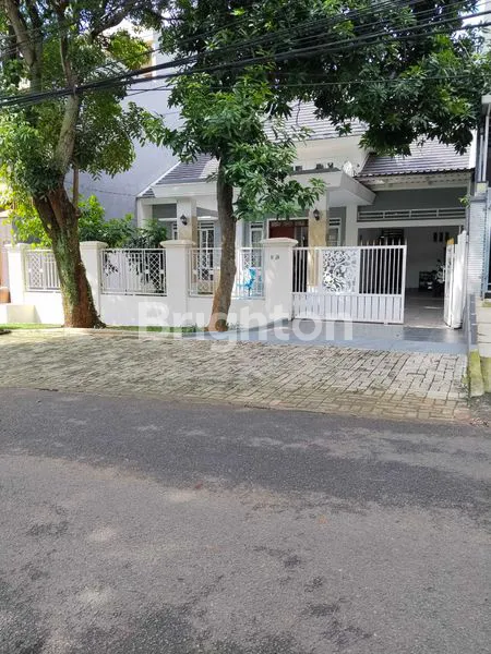 DIJUAL RUMAH SECOND KAVLING DKI