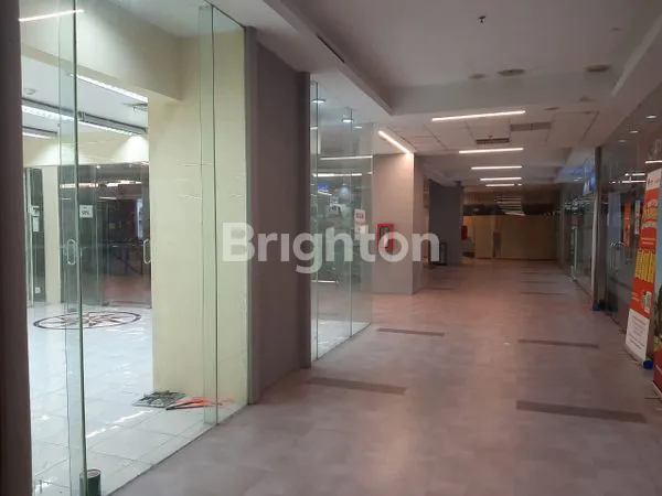 image KIOS DI POINS MALL, DEKAT ESCALATOR, 33 M² (3)