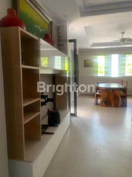 image RUMAH SEMI VILLA DENGAN 3 KAMAR TIDUR DI UNGASAN (4)