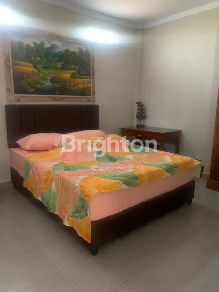 image RUMAH SEMI VILLA DENGAN 3 KAMAR TIDUR DI UNGASAN (2)