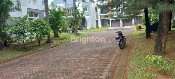 image RUMAH LUAS DI RAFFLES HILLS (6)