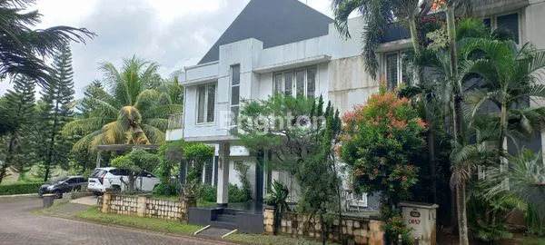 image RUMAH LUAS DI RAFFLES HILLS (1)