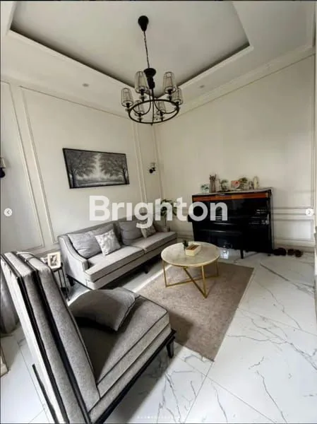 image RUMAH MEWAH AMERICAN CLASSIC DI JAGAKARSA JAKSEL (3)