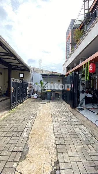 image RUMAH CANTIK SIAP HUNI SEMI FURNISH DI SUKMAJAYA DEPOK DEKAT PASAR AGUNG (8)