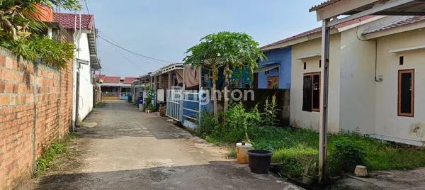 image PERUMAHAN SUBSIDI BISA KPR DI MARITAI SUNGAI PINANG JAKABARING DEKAT OPI 3. LT. 98M² TYPE 36 SHM. BISA BELI TANAH PERUMAHAN. (4)
