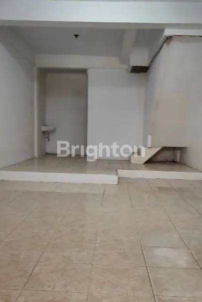 image RUKO 1 LANTAI STRATEGIS DEPAN PASAR JALAN RAYA DI TELUK GONG JAKARTA UTARA (2)