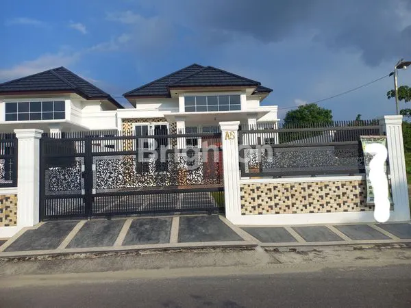 image RUMAH KEREN POSISI PATEN \UD83D\UDC4D\UD83D\UDC4D\UD83D\UDC4D (1)