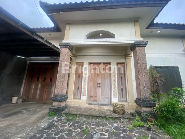 image RUMAH MEWAH LUAS 4+1 KT DI GATSU TIMUR DENPASAR TIMUR (1)