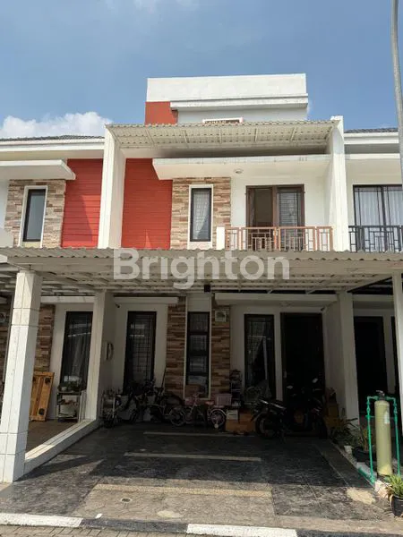 image GREEN LAKE CITY 2,5 LANTAI SIAP HUNI CLUSTER PREMIUM SIAP HUNI BEBAS BANJIR (1)