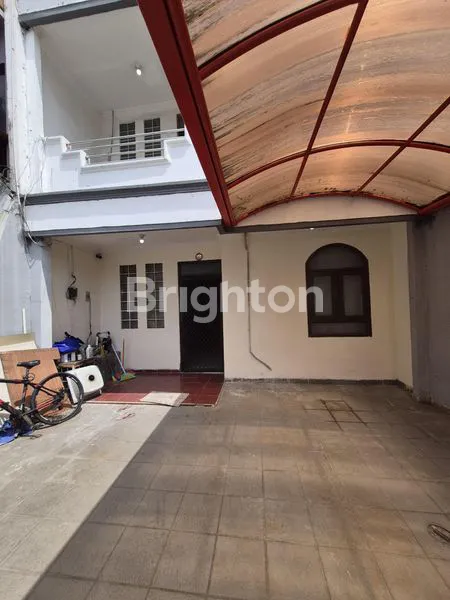 image RUMAH DISEWA GREEN GARDEN BLOK A 2 LANTAI (1)