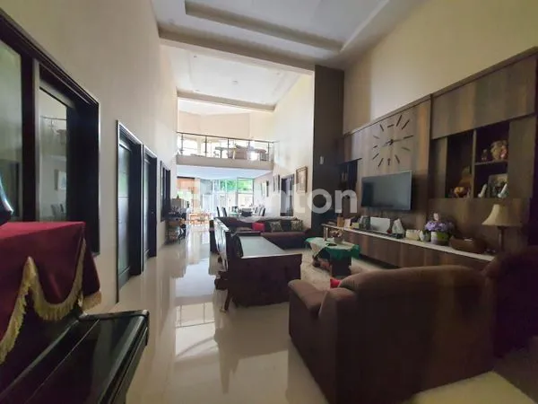 image RUMAH ETNIC KLASIK MODERN, MEWAH DAN LUAS DI SLEMAN JOGJA, SULTAN ZONE! (5)