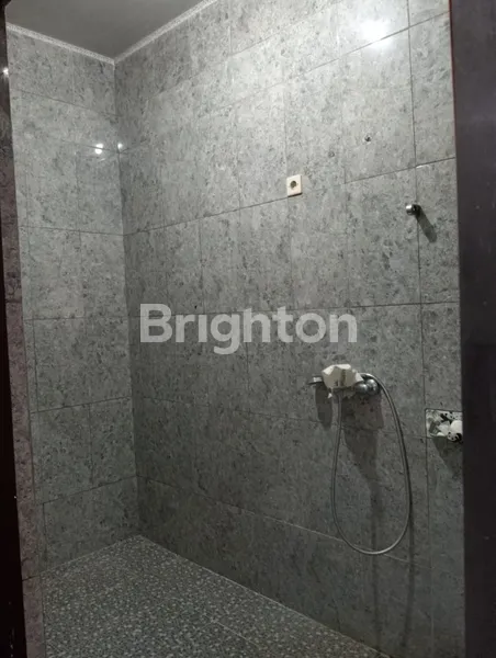 image DIJUAL RUMAH 1 LANTAI POSISI HOOK DI WIGUNA (6)