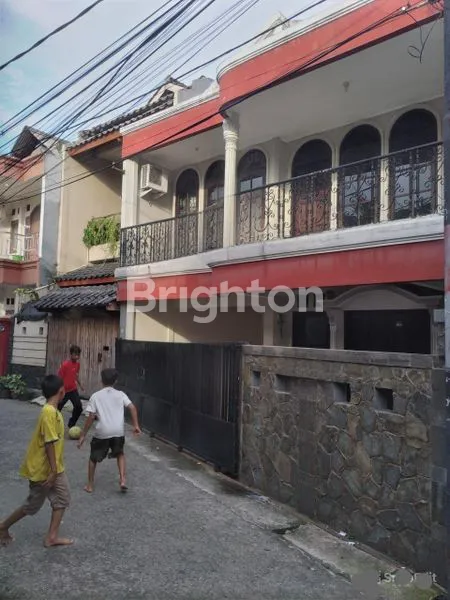 image RUMAH 2 LANTAI KEBON BARU TEBET JAKARTA SELATAN STRATEGIS BEBAS BANJIR MURAH TERJANGKAU (1)