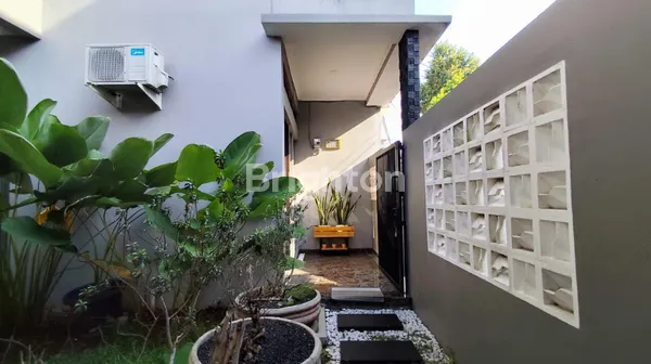 image RUMAH HOOK BARU RENOVASI FULLY FURNISHED KALISARI PASAR REBO JAKARTA TIMUR  (8)