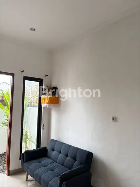 image RUMAH MINIMALIS 2 LANTAI LOKASI PREMIUM DI RENON (4)