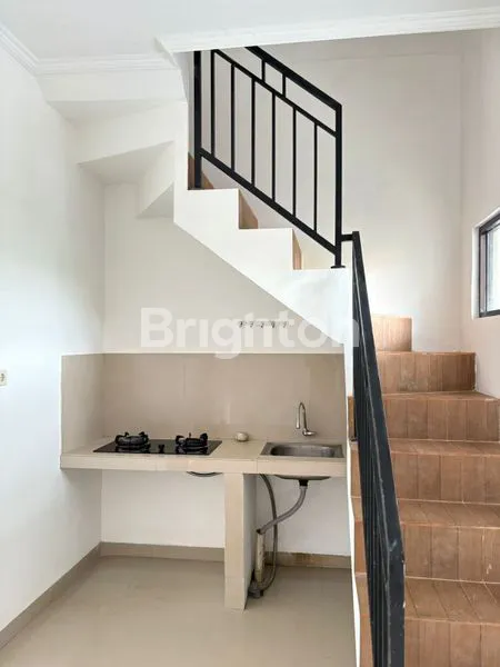 image RUMAH MINIMALIS 2 LANTAI LOKASI PREMIUM DI RENON (6)