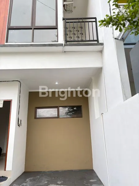 image RUMAH MINIMALIS 2 LANTAI LOKASI PREMIUM DI RENON (2)