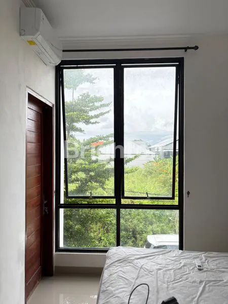 image RUMAH MINIMALIS 2 LANTAI LOKASI PREMIUM DI RENON (7)