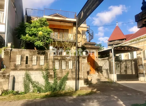 image RUMAH PREMIUM DI UBUNG KAJA DENPASAR DEKAT CITRALAND & CARGO (2)