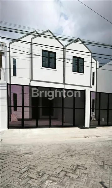 image RUMAH BARU 2 LANTAI SIAP HUNI DI VIRGO KARANG EMPAT PLOSO KENJERAN TAMBAKSARI SURABAYA  (1)