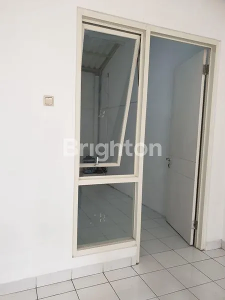 image RUMAH SIAP HUNI SERPONG TERRACE (2)