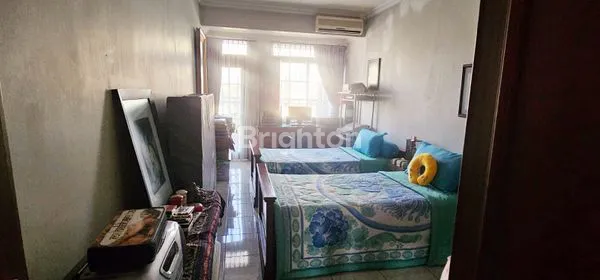 image RUMAH BESAR 3 LANTAI – TANJUNG BARAT INDAH, JAKARTA SELATAN (8)