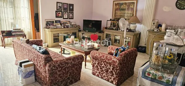 image RUMAH BESAR 3 LANTAI – TANJUNG BARAT INDAH, JAKARTA SELATAN (3)