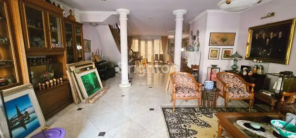 image RUMAH BESAR 3 LANTAI – TANJUNG BARAT INDAH, JAKARTA SELATAN (6)