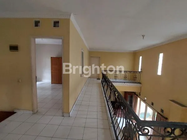 image RUMAH SIAP HUNI DI PUSPITA LOKA, BSD TANGERANG (7)