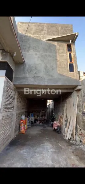 image RUMAH  LT 200 M² DI BURING, MALANG (7)