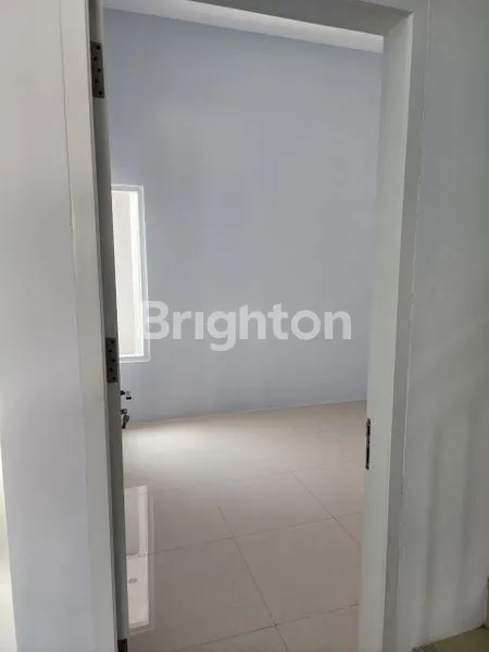 image PLOSO TIMUR BARU GRESS 2 LANTAI DEKAT MERR (6)