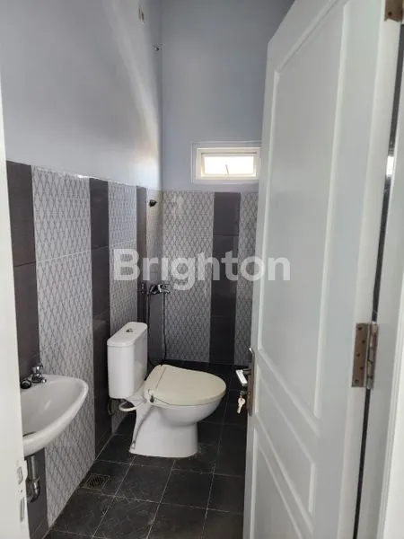 image PLOSO TIMUR BARU GRESS 2 LANTAI DEKAT MERR (8)