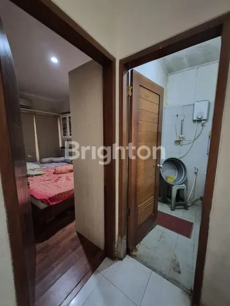 image RUMAH 2,5 LANTAI DI EMERALD TERRACE BINTARO  (4)