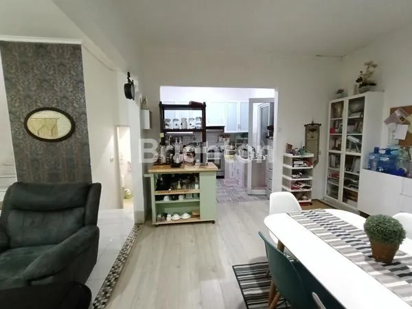 image RUMAH 2,5 LANTAI DI DALAM CLUSTER YANG NYAMAN DAN ASRI KOTA WISATA CIBUBUR , GUNUNG PUTRI, BOGOR,JAWA BARAT  (6)