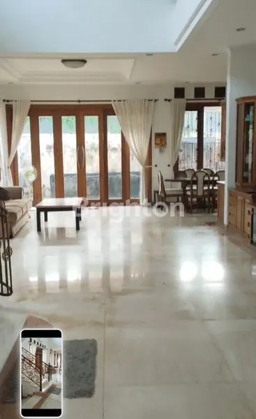 image RUMAH 4 KAMAR TIDUR DI TERAS AYUNG (2)