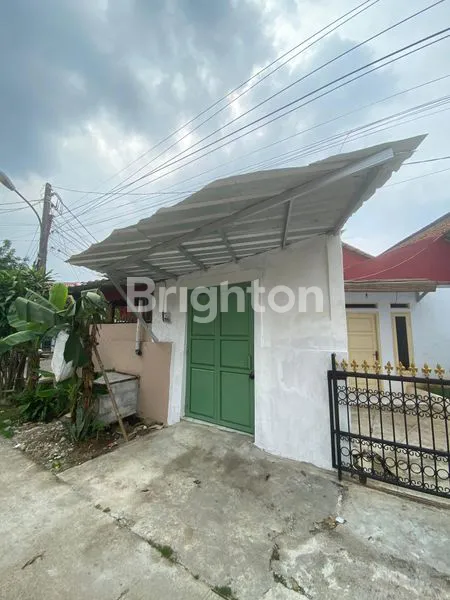 image DIJUAL RUMAH LUAS HOOK DI JATIASIH – DALAM KOMPLEK TNI AU KEBANTENAN INDAH BONUS KONTRAKAN & 2 KIOS | ANTI BANJIR | LOKASI STRATEGIS (8)