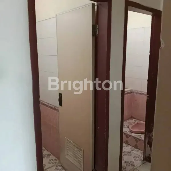 image DIJUAL CEPAT RUMAH KOST AKTIF DI RUNGKUT MEJOYO DEKAT UBAYA (3)