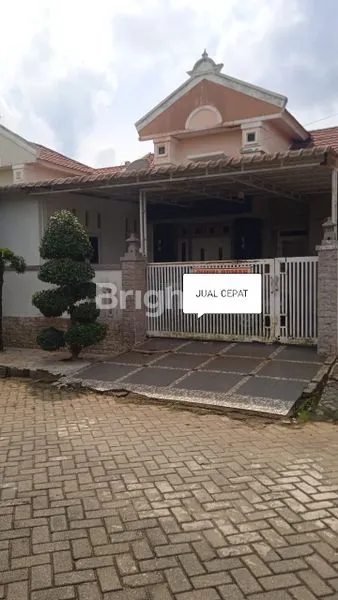 image RUMAH ASRI KOMPLEK GOLDEN LAND, SIAP HUNI. (1)