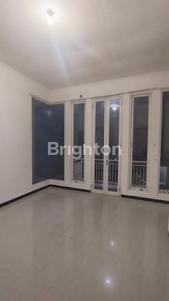 image RUMAH STRATEGIS DI KALIKEPITING, DEKAT KAMPUS A UNAIR (6)