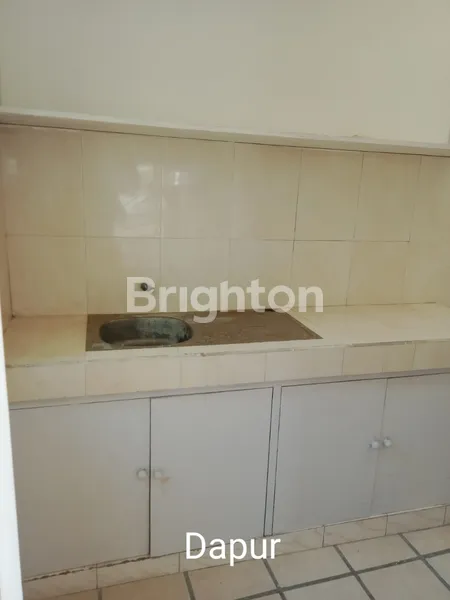 image HUNIAN NYAMAN & TERAWAT LOKASI TENANG, TENGAH KOTA, RUMAH MODEL VICTORIA DI SIDOSERMO PDK SURABAYA (8)