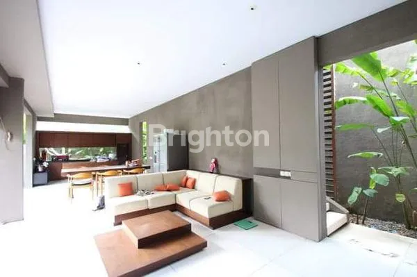 image VILLA MEWAH AREA CANGGU BALI. PRIVATE SWIMMING POOL. DEKAT PANTAI BERAWA & ECHO BEACH, ATLAS BEACH CLUB, FINNS BEACH CLUB, DLL. (3)