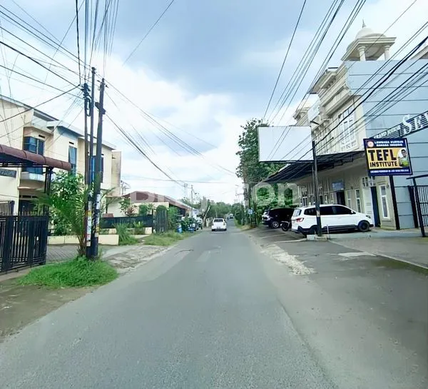 image RUKO KOMPLEK GRAND SEVILLA - POSISI HOOK - SIAP HUNI (2)