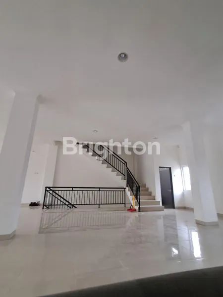 image RUKO DISEWAKAN LOKASI SANGAT STRATEGIS RE MARTADINATA (7)