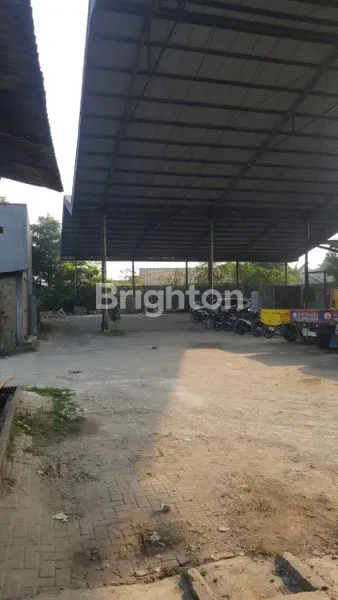 image TANAH LUAS DAN STRATEGIS (1)