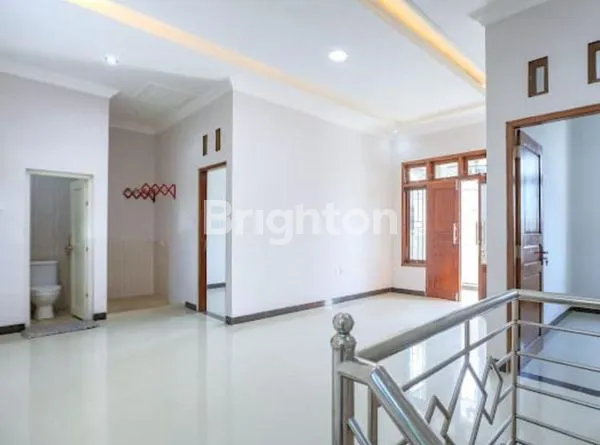 image SUKOHARJO, GENTAN, RUMAH 2 LANTAI DENGAN DESAIN ELEGAN, LINGKUNGAN NYAMAN DAN BERSIH (6)