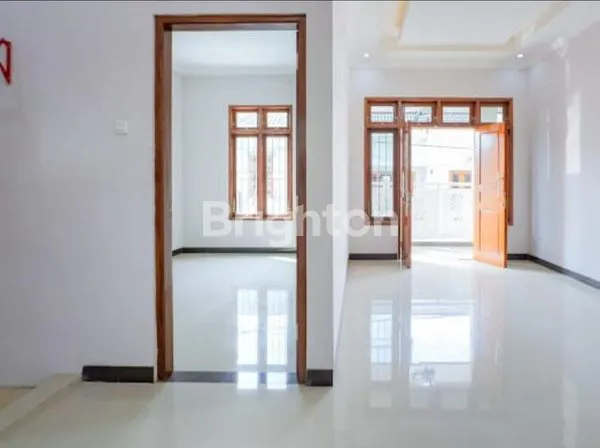 image SUKOHARJO, GENTAN, RUMAH 2 LANTAI DENGAN DESAIN ELEGAN, LINGKUNGAN NYAMAN DAN BERSIH (7)