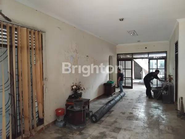 image RUMAH STRATEGIS DI SETIABUDI, LT 300M², 6 KT (3)