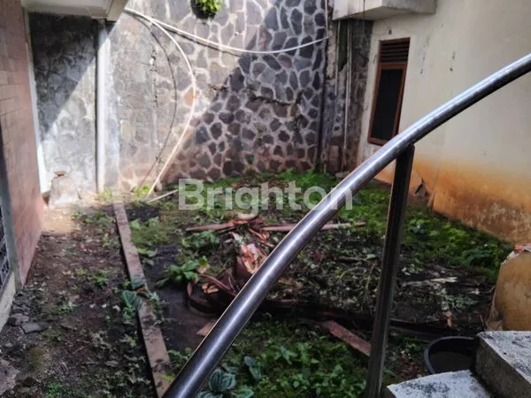 image RUMAH STRATEGIS DI SETIABUDI, LT 300M², 6 KT (5)